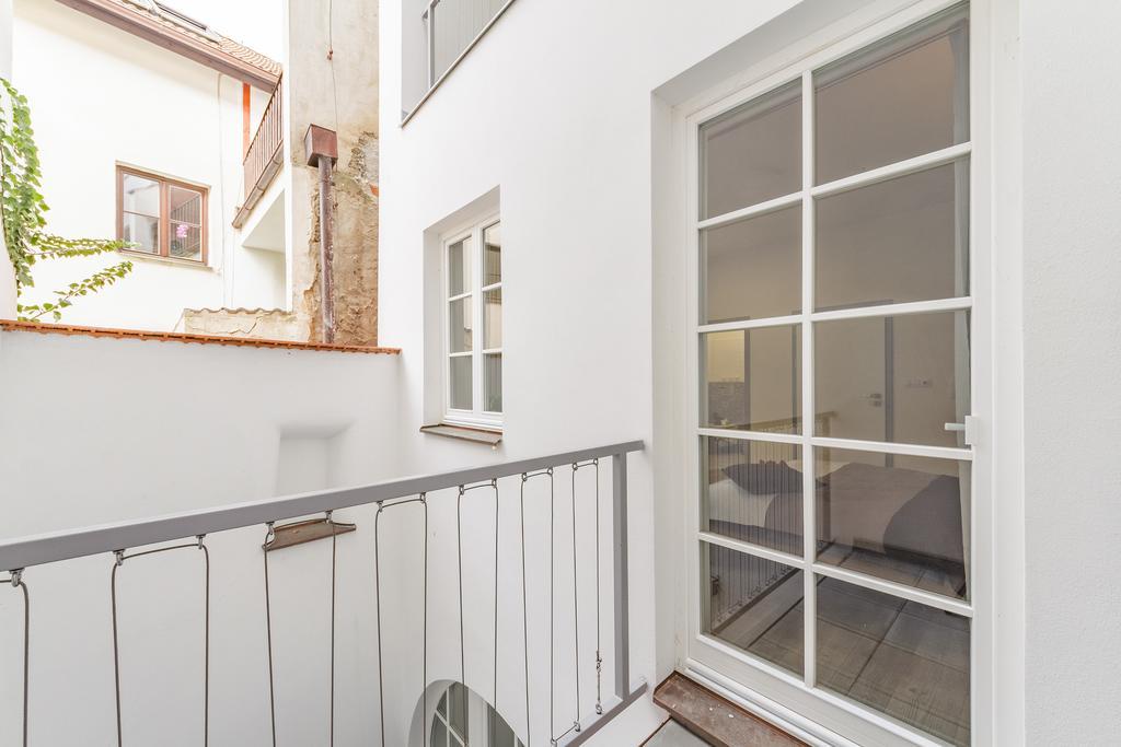 Downtown Royal Apartments Ceske Budejovice Exterior photo