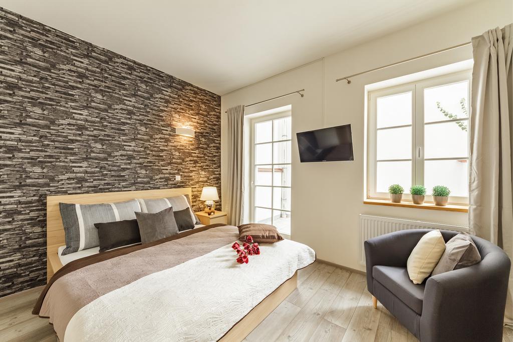 Downtown Royal Apartments Ceske Budejovice Exterior photo