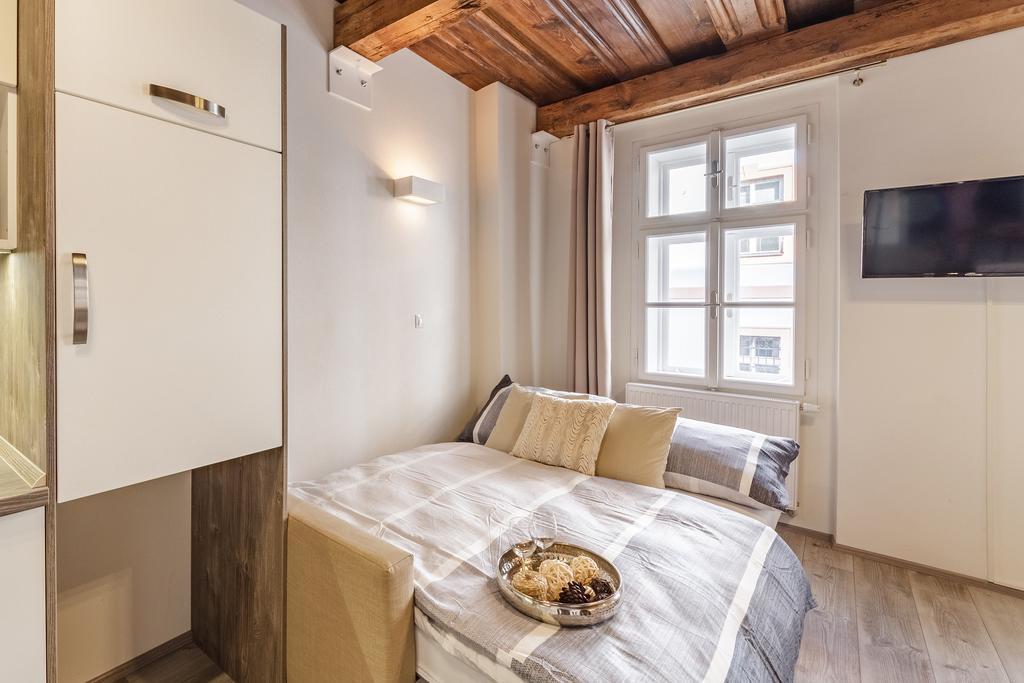 Downtown Royal Apartments Ceske Budejovice Exterior photo